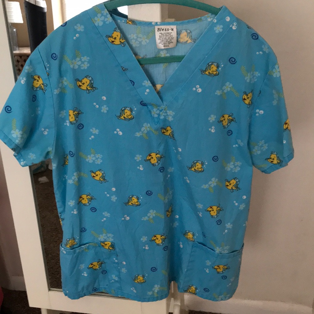 The little mermaid Flounder Scrub Top